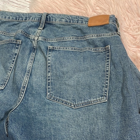 J. Crew Slim boyfriend jean in Tinted Indigo wash - Picture 12 of 12